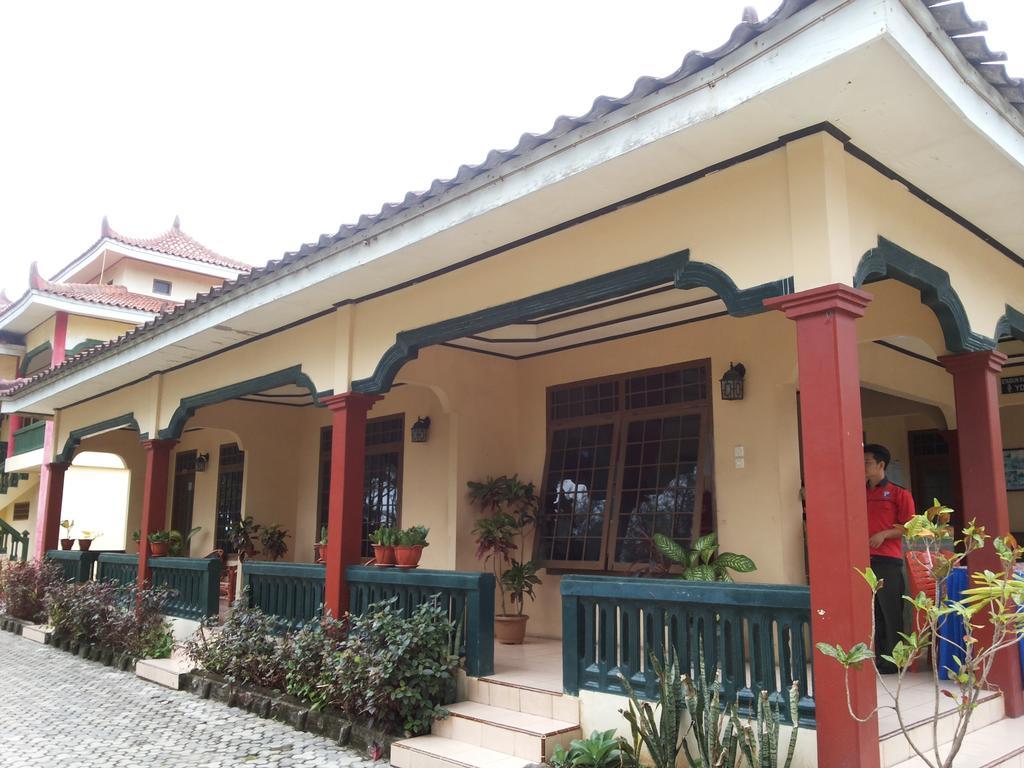 Pasir Putih Resort Bengkulu Extérieur photo