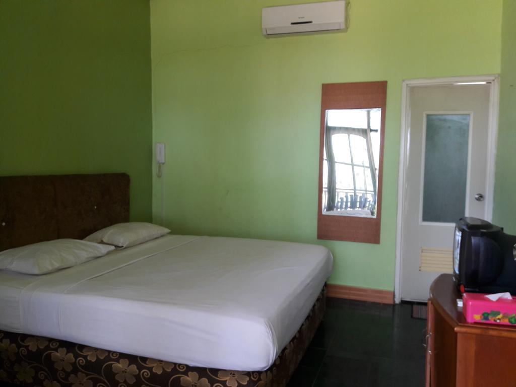 Pasir Putih Resort Bengkulu Extérieur photo