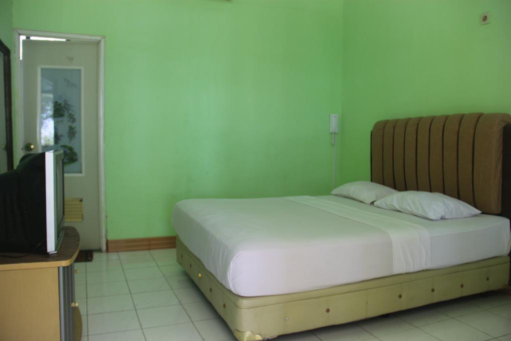 Pasir Putih Resort Bengkulu Extérieur photo